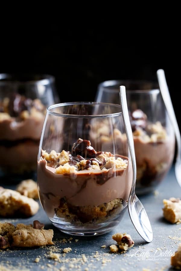 Rich No-Bake Nutella Fudge & Cookie Parfait in Under 20 Mins